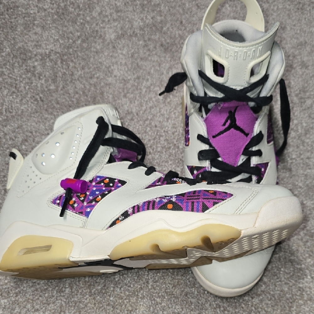 Nike White and Purple Sneakers